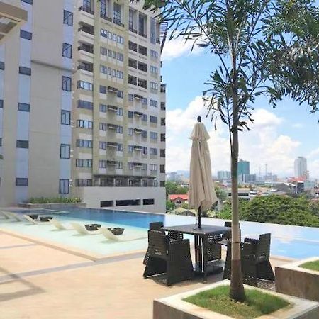 The Persimmon Condominium Cebu Exterior photo